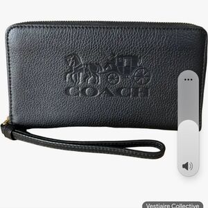 Coach Pebble Leather Phone Etc Wristlet Above Size Etc Beautuful New